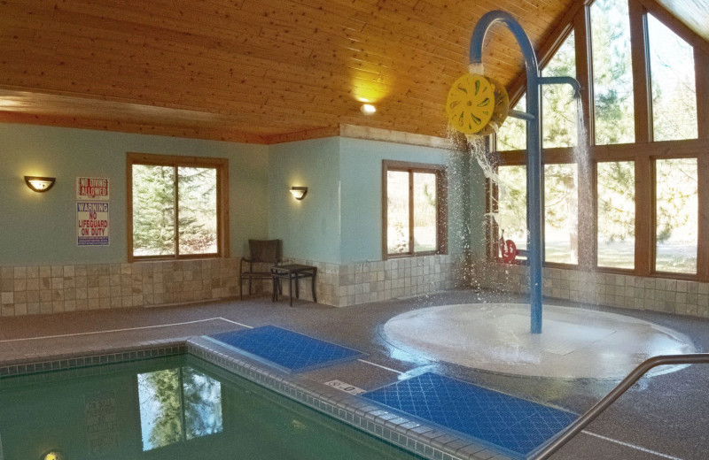 Indoor pool at Lutsen Sea Villas.