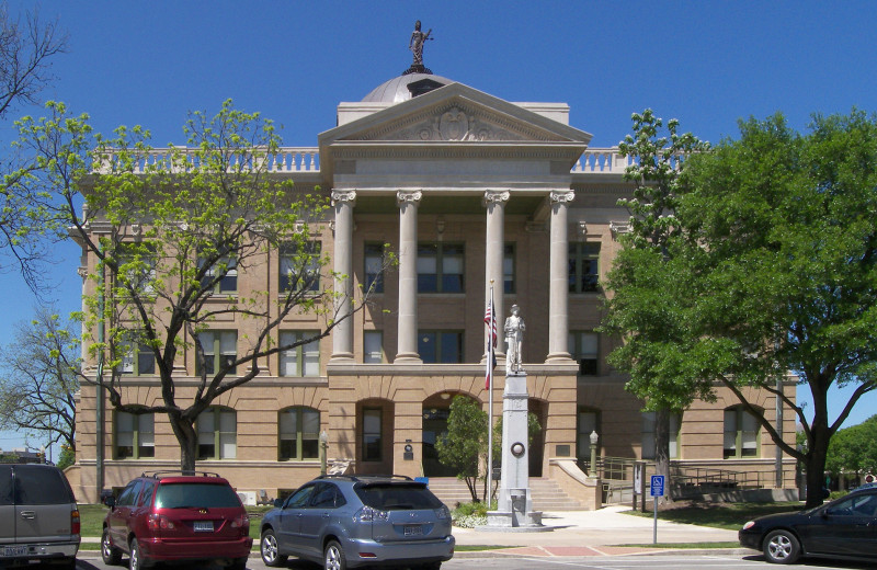 Williamson County Courthouse near San Gabriel House B & B.