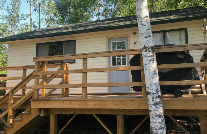 Cabin exterior at Dogtooth Lake Resort.