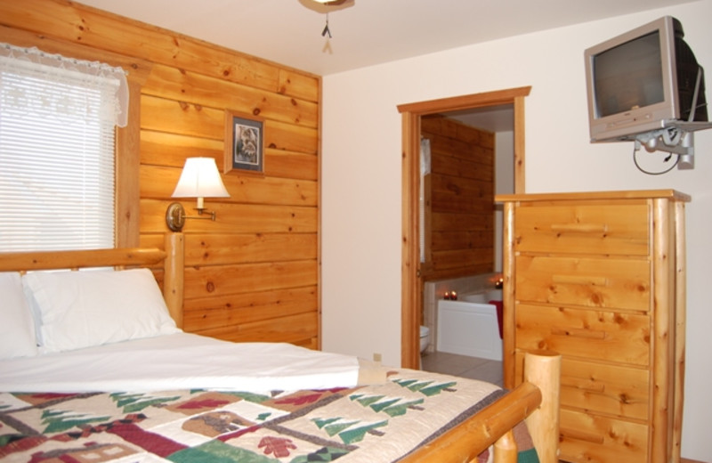 Cabin bedroom at Warrens Lodging.