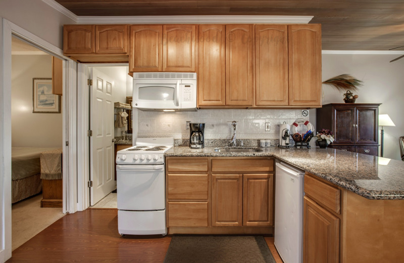 Guest kitchen at Beachwood Resort Condos.