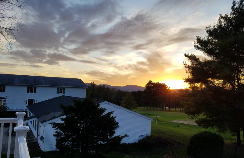 Exterior view of Windrifter Resort.