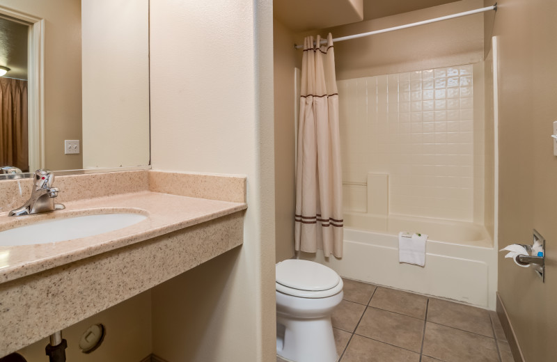 Guest bathroom at St. George Inn.