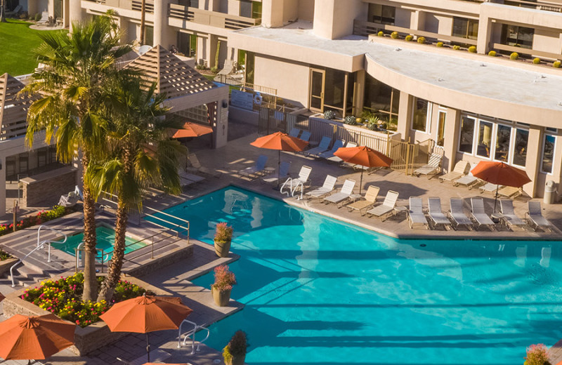 Outdoor pool at Indian Wells Resort Hotel.