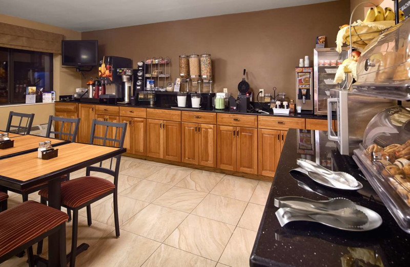 Breakfast at Best Western Princeton Manor Inn