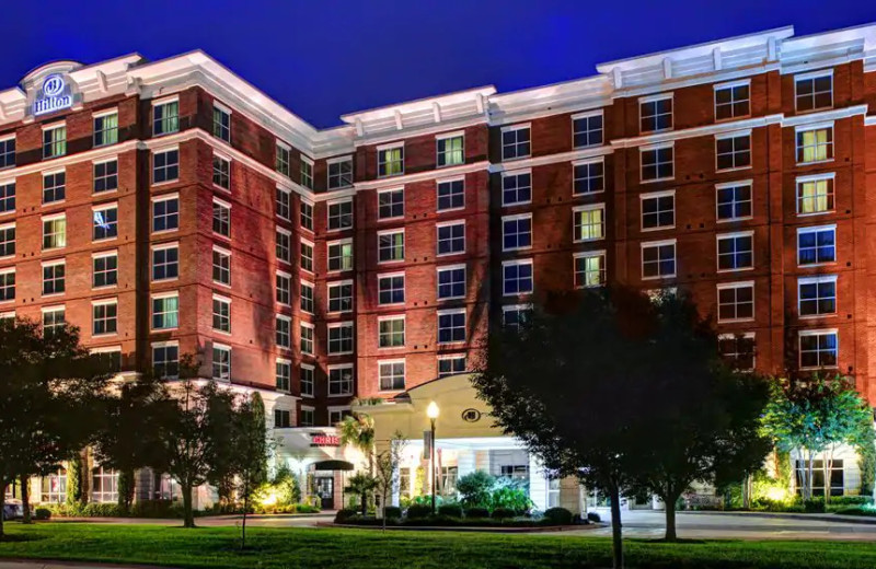 Exterior view of Hilton Columbia Center.