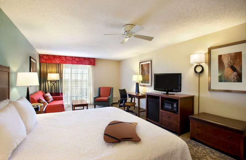 Guest room at Hampton Inn & Suites Outer Banks/Corolla.