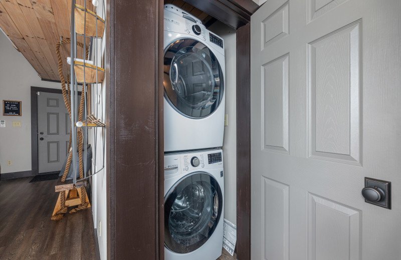 Laundry at American Patriot Getaways - Ober The Top Views.