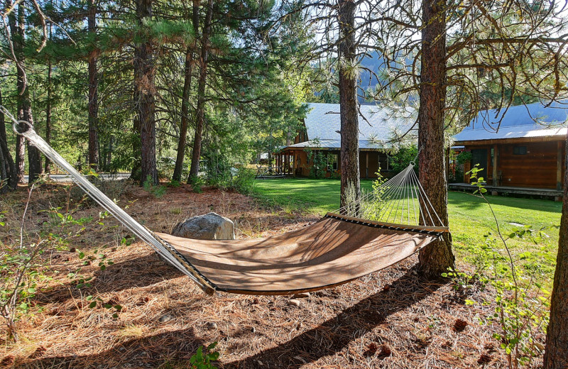 Exterior view of Mazama Ranch House.