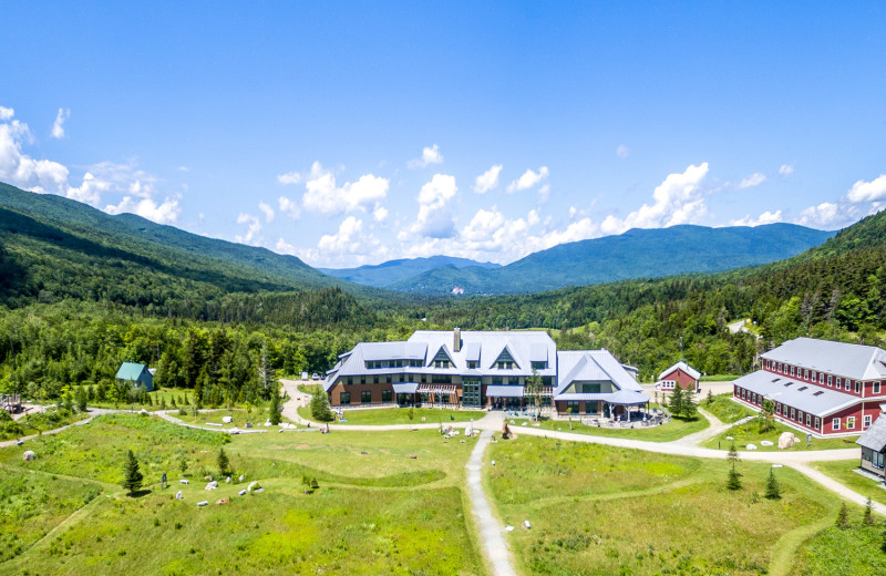 Exterior view of Highland Center at Crawford Notch.