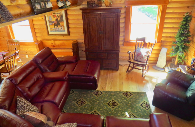 Cabin living room at Creeks Crossing Cabins.