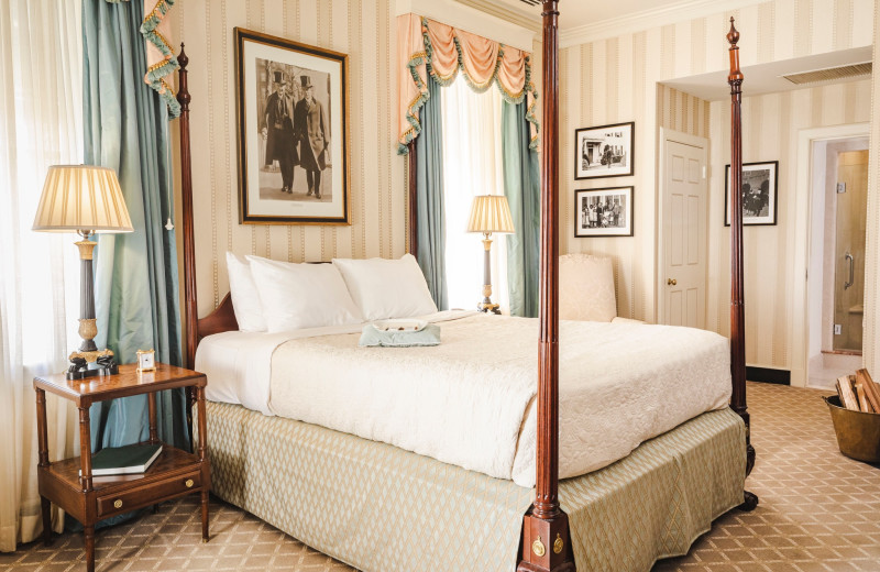 Guest room at Williamsburg Inn.