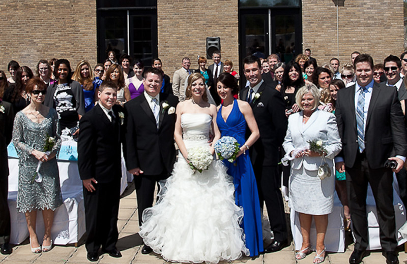 Weddings at Grand Eastonian Hotel.