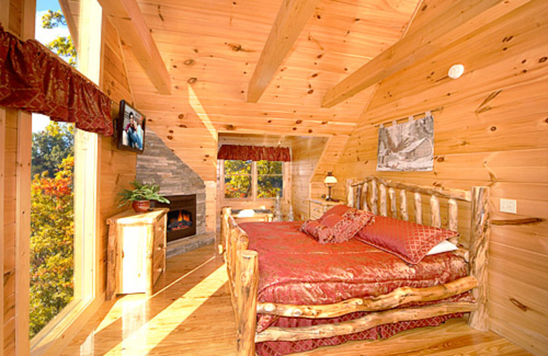 King bedroom at Alpine Mountain Chalets. 