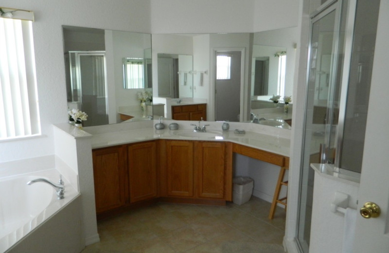 Rental bathroom at Florida Palms Vacation Villas