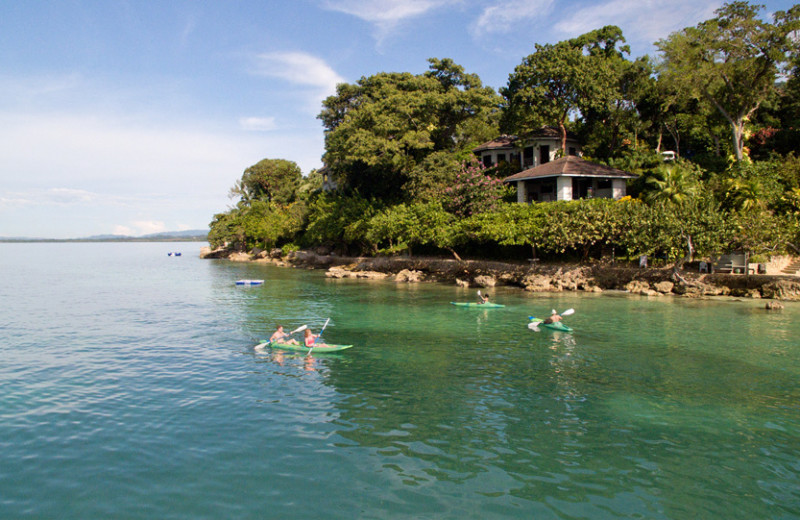 Villa exterior at Bluefields Bay Villas.