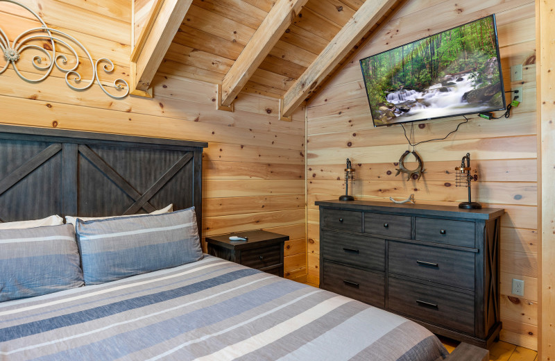 Bedroom at at American Patriot Getaways - High Country.