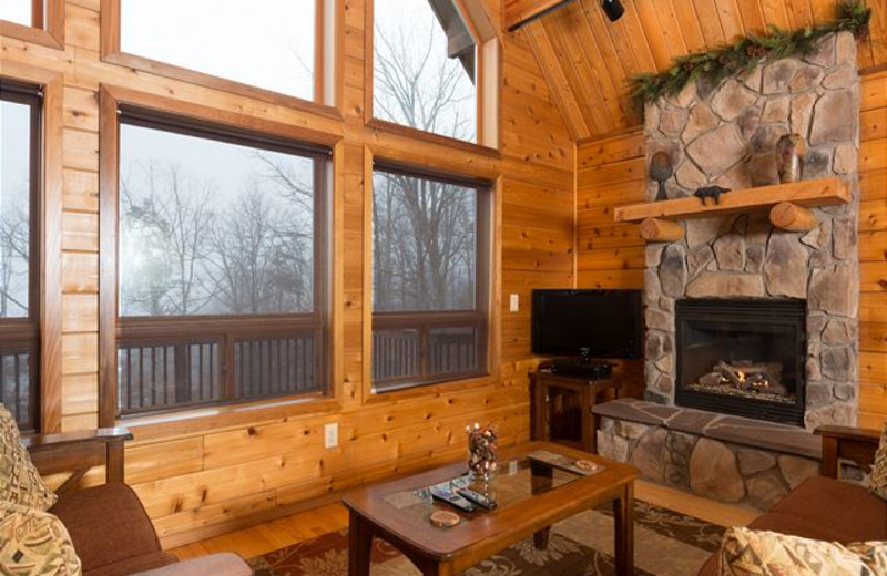 Great Room at Taylor-Made Deep Creek Vacations - Oak View Ridge