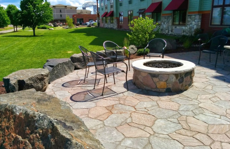 Patio view of Canal Park Lodge.