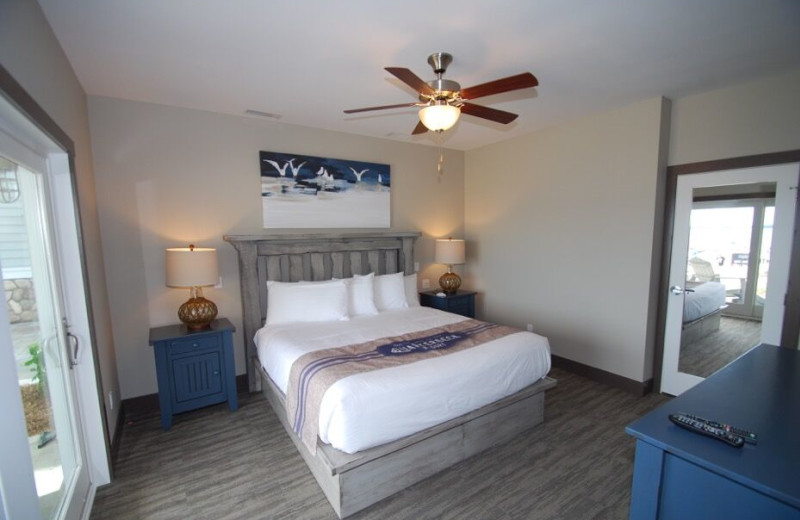 Guest room at Quarterdeck Resort.