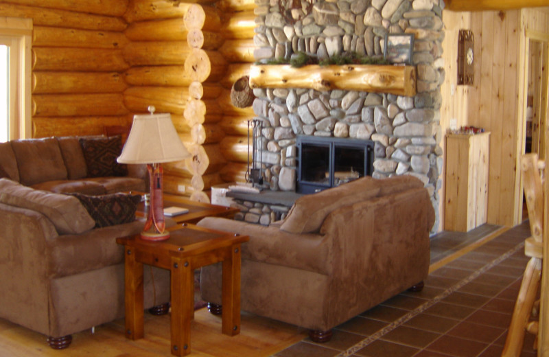 Cabin living room at Buckhorn on Caribou Lake.