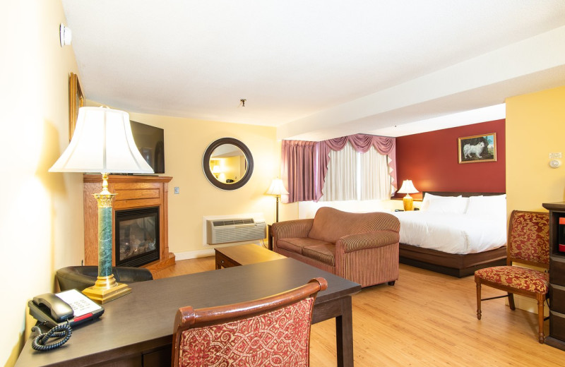 Guest room at Fireside Inn 