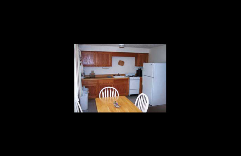 Kitchenette room at Driftwood Resort.