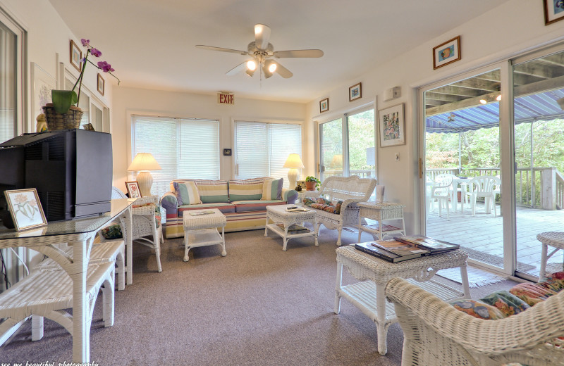 Living room at Cabana Gardens Bed and Breakfast.