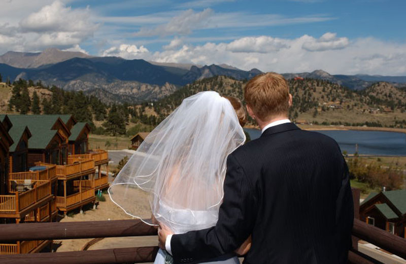 Wedding couple at Marys Lake Vacation Condos.