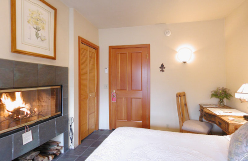 Country room at Sonoma Coast Villa & Spa Resort.