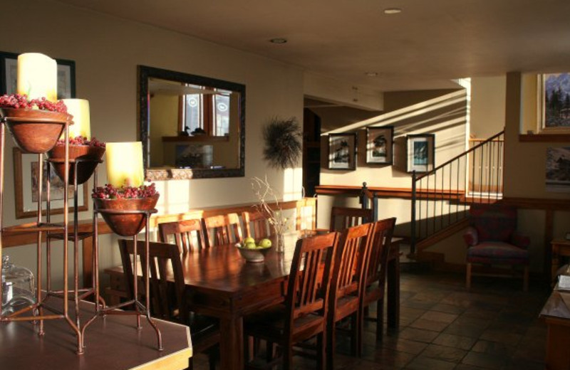 Interior view of Inn on the Creek