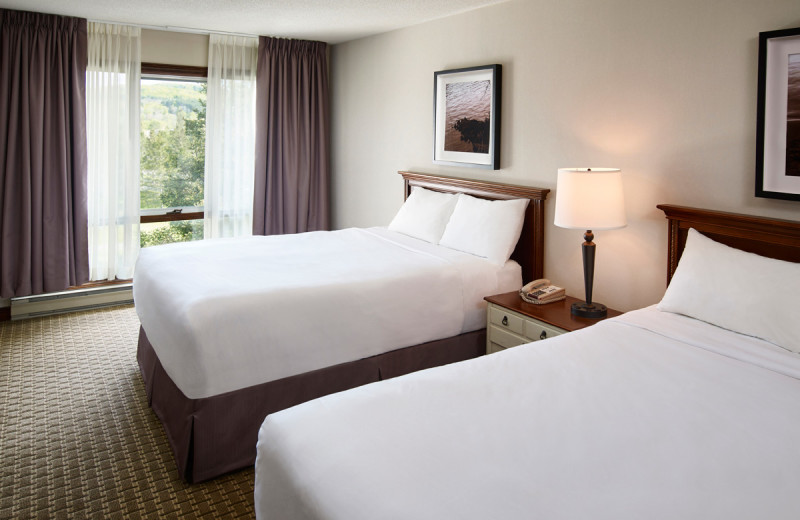 Guest bedroom at Deerhurst Resort.