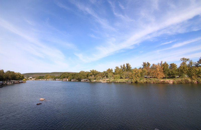 lake lbj lincoln log cabin