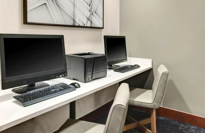 Business center at Hyatt Place Chicago/Itasca.