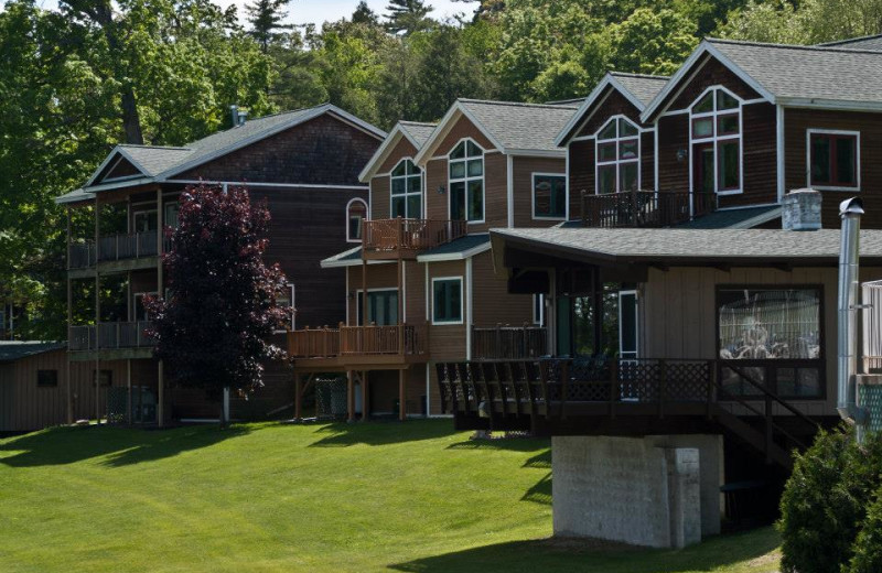 Exterior view of Sun Castle Resort Lakefront.