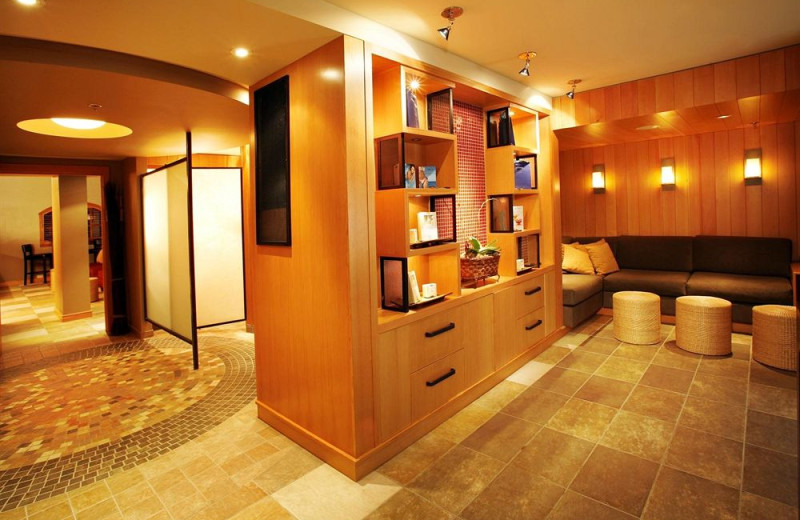 Spa lobby at Banff Caribou Lodge & Spa.