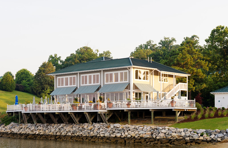 Exterior view of Kingsmill Resort.