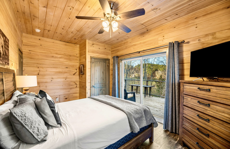 Bedroom at American Patriot Getaways - Sugar Bear.