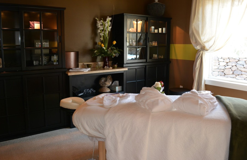 The spa at Summer Creek Inn & Spa.