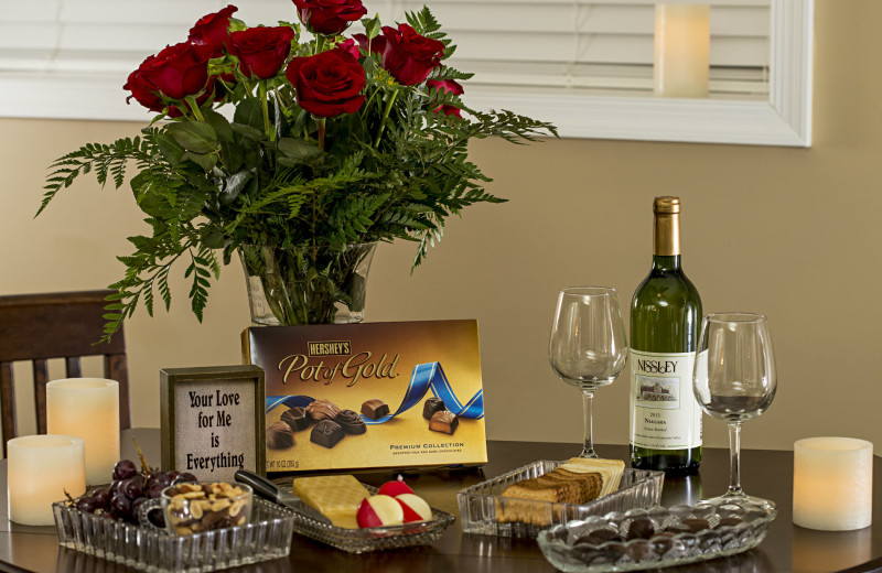 Romance package at 1825 Inn Bed & Breakfast