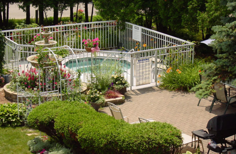 Hot tub at Ephraim Guest House.