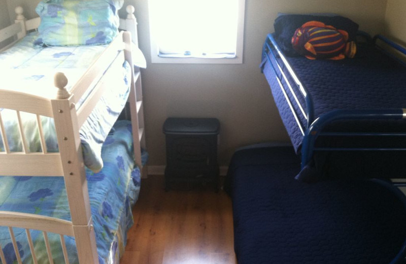 Bunk beds at Treehouse Hideaway on Lake LBJ.