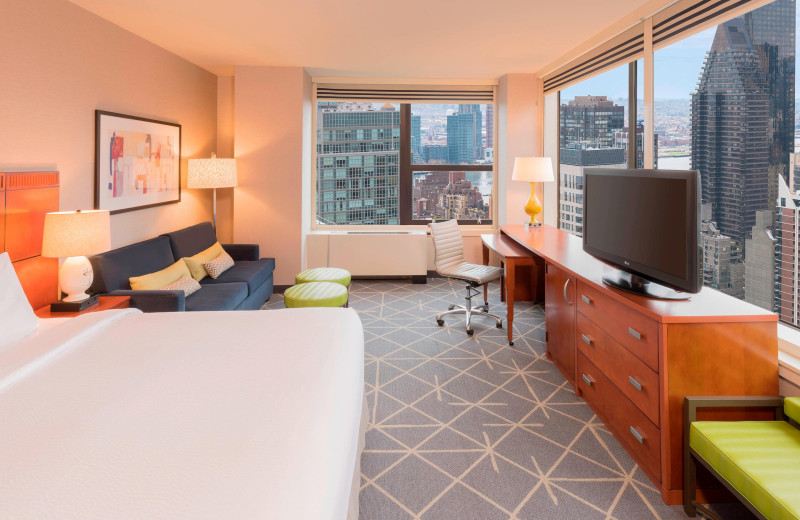 Guest room at Courtyard by Marriott New York Manhattan/Midtown East.