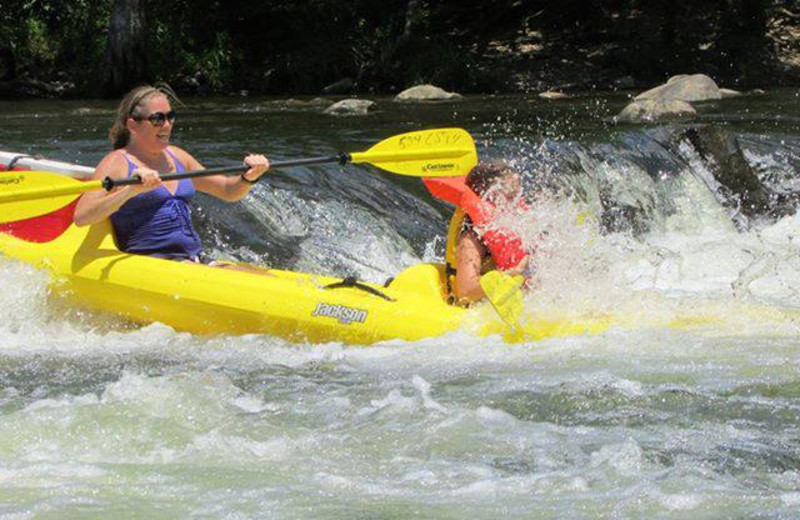 River rafting near Hochatown Country Lodge.