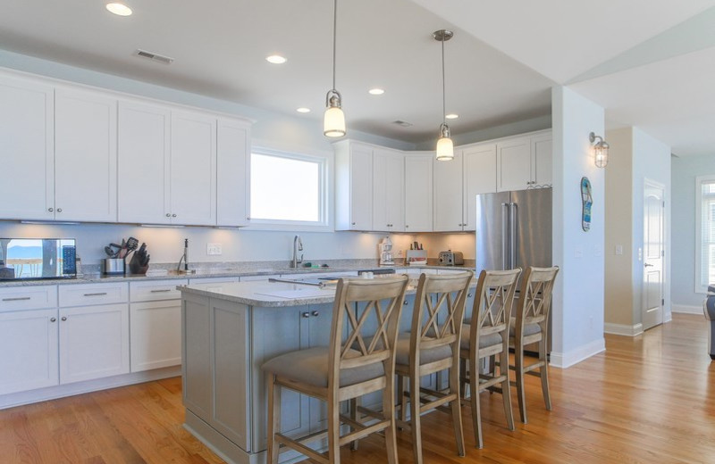 Rental kitchen at Topsail Realty.