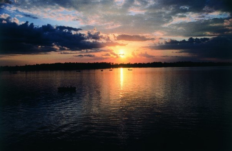 Beautiful Vermillion River at Daisy Bay Resort 