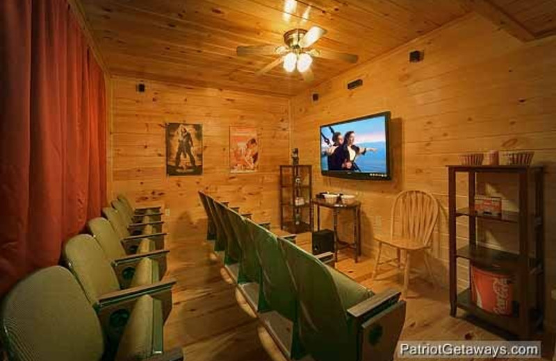 Hickernut Lodge - American Patriot Getaways