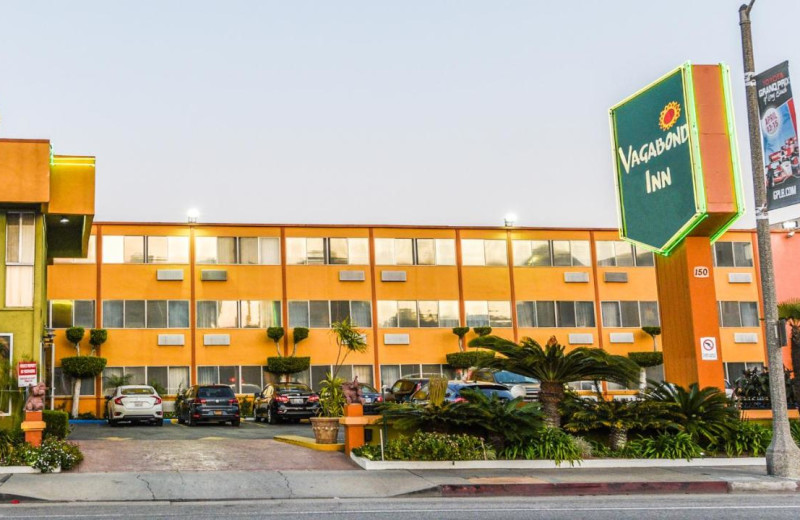 Exterior view of Vagabond Inn Long Beach.