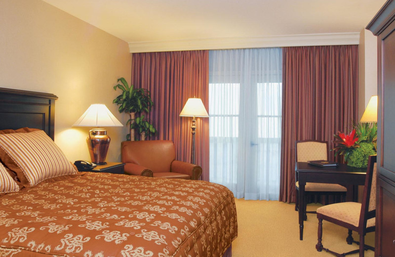 Guest room at Gaylord Texan Hotel & Convention Center.