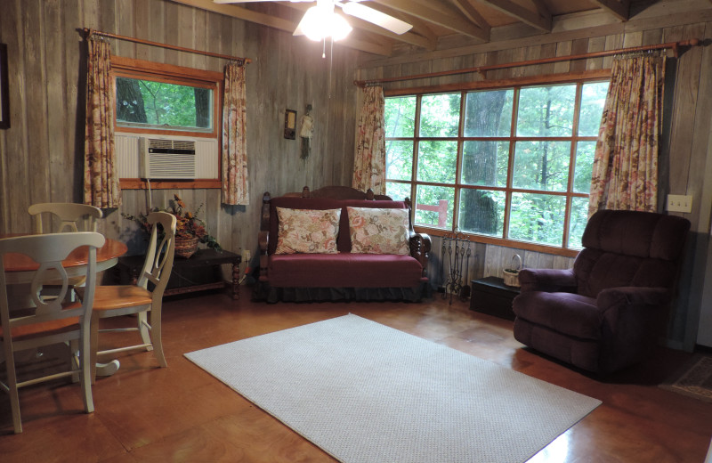 Efred's Cabin sleeps six and features a full kitchen + kitchenware, full bath with towels and three bedrooms with bedding.